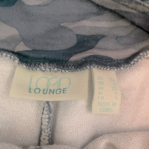 French Terry Cropped Camo Joggers - Picture 9 of 9